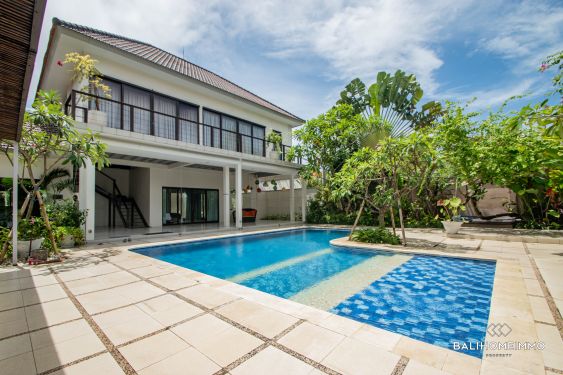 Image 1 from Villa Luas 5 Kamar Disewakan Bulanan di Bali Seminyak