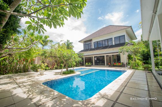Image 3 from Spacieuse villa de 5 chambres à louer à Bali Seminyak