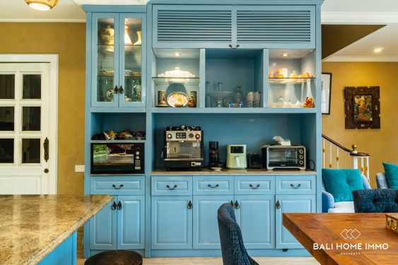 Image 7 from Spacious 5 Bedroom Villa for Sale and Rent in Bali Umalas