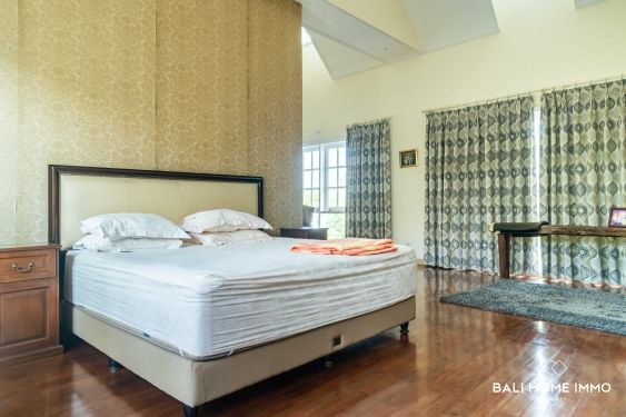 Image 12 from Spacious 5 Bedroom Villa for Sale and Rent in Bali Umalas