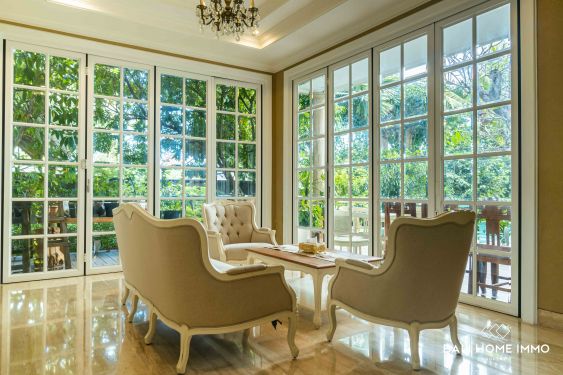 Image 8 from Spacious 5 Bedroom Villa for Sale and Rent in Bali Umalas