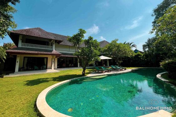 Image 1 from Spacious 5 Bedroom Villa For Sale Leasehold in Bali Umalas