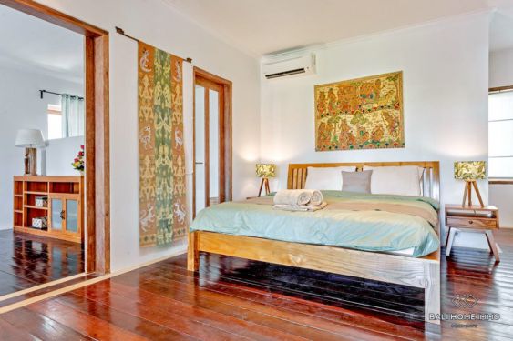 Image 6 from Spacieuse villa de 5 chambres à vendre en location au cœur de Petitenget Bali