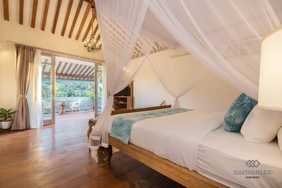 Image 12 from SPACIEUSE VILLA DE 5 CHAMBRES À LOCATION MENSUELLE À BALI - JIMBARAN