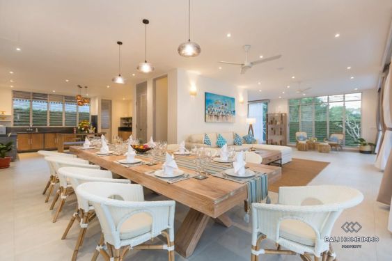 Image 7 from SPACIEUSE VILLA DE 5 CHAMBRES À LOCATION MENSUELLE À BALI - JIMBARAN