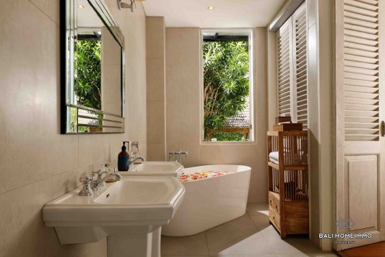 Image 17 from SPACIEUSE VILLA DE 5 CHAMBRES À LOCATION MENSUELLE À BALI - JIMBARAN