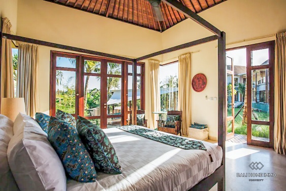 Image 13 from Villa luas dengan 5 kamar untuk disewa bulanan di Umalas, Bali.