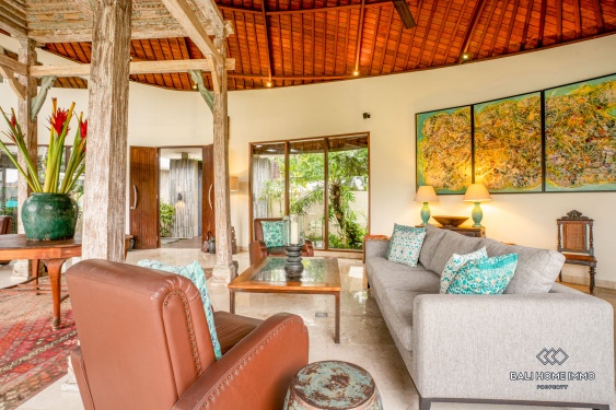 Image 5 from Villa luas dengan 5 kamar untuk disewa bulanan di Umalas, Bali.