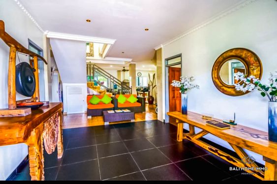 Image 4 from SPACIEUSE VILLA DE 5 CHAMBRES À VENDRE ET À LOCATION MENSUELLE ET ANNUELLE À BALI - PANDAWA