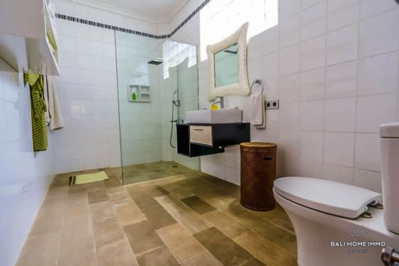 Image 13 from SPACIEUSE VILLA DE 5 CHAMBRES À VENDRE ET À LOCATION MENSUELLE ET ANNUELLE À BALI - PANDAWA