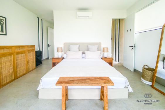 Image 16 from VILLA 5 KAMAR TIDUR LUAS DIKONTRAKAN DI TEPI PANTAI PERERENAN BALI