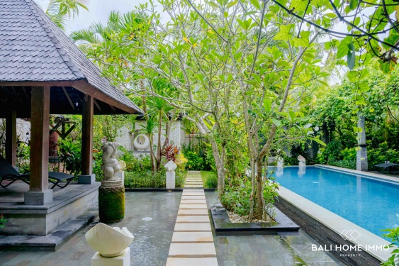 Image 4 from SPACIOUS 5 BEDROOMS VILLA FOR YEARLY RENTAL IN BALI - PANDAWA