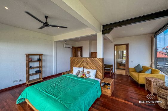 Image 14 from 5 Bedrooms villa plus 2 Bedroom Joglo and spacious garden for rent in Bali Umalas