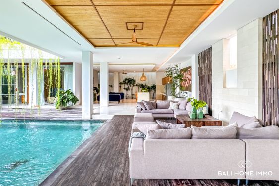 Image 6 from Spacious 5 Bedrooms villa with Garden for Sale in Umalas