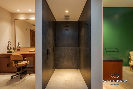 Image 8 from Spacieuse villa familiale de 6 chambres à louer à Canggu Batu Bolong