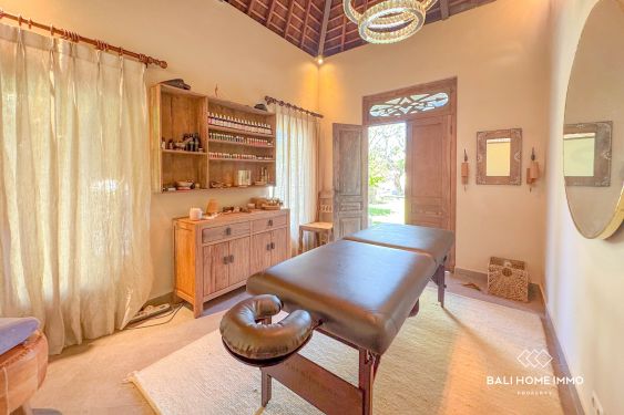 Image 9 from Spacious 6 Bedroom Villa for Sale walking distance to Mertasari Beach Sanur