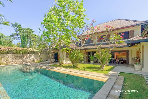 Image 1 from Spacious 6 Bedroom Villa for Sale walking distance to Mertasari Beach Sanur