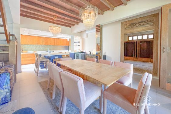 Image 12 from Spacious 6 Bedroom Villa for Sale walking distance to Mertasari Beach Sanur