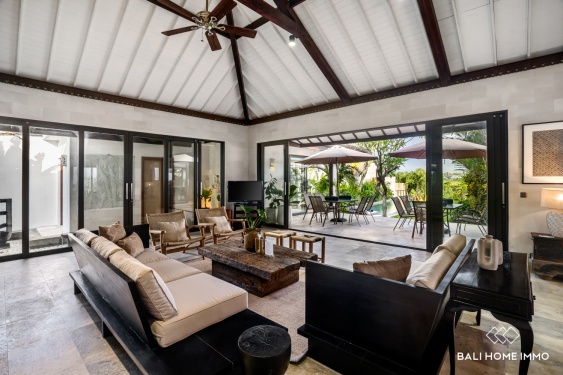 Image 2 from Spacious 6 bedroom villa with rice fieldview for sale in North Canggu
