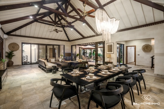 Image 4 from Spacious 6 bedroom villa with rice fieldview for sale in North Canggu