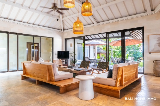 Image 2 from Spacieuse villa de 6 chambres avec vue sur les rizières à vendre dans le nord de Canggu