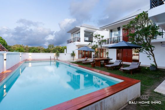 Image 1 from NEWLY RENOVATED 6 BEDROOMS INVESTMENT VILLA FOR SALE IN THE CENTER OF BINGIN