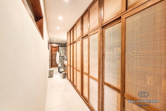 Image 14 from Dijual Villa Keluarga 7 Kamar Luas di Canggu Batu Bolong