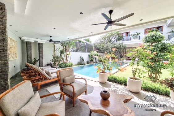 Image 4 from Dijual Villa Keluarga 7 Kamar Luas di Canggu Batu Bolong