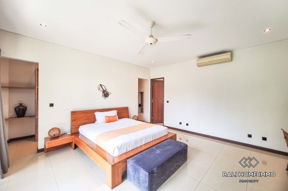 Image 11 from Dijual Villa Keluarga 7 Kamar Luas di Canggu Batu Bolong