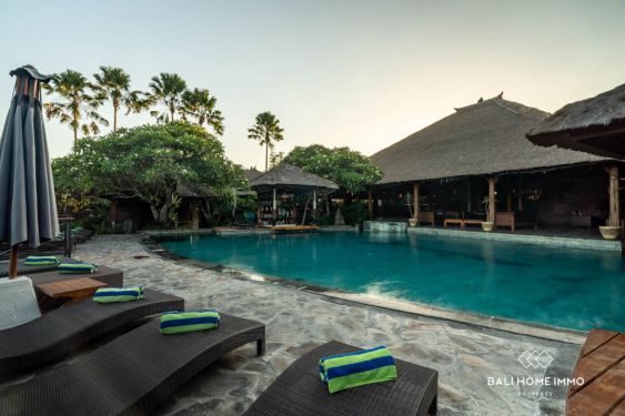 Image 2 from Spacious 8-Bedroom Villa for Sale in The Heart of Berawa