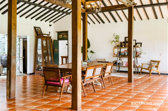 Image 11 from SPACIOUS 8 BEDROOMS JOGLO STYLE VILLA FOR SALE FREEHOLD IN BALI JIMBARAN