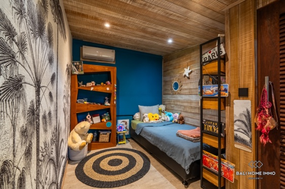 Image 12 from Spacious Joglo Style 4 Bedroom Villa for Yearly Rental in Berawa