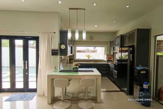 Image 11 from SPACIOUS MODERN 4-BEDROOM VILLA FOR SALE AND RENT IN NUSA DUA