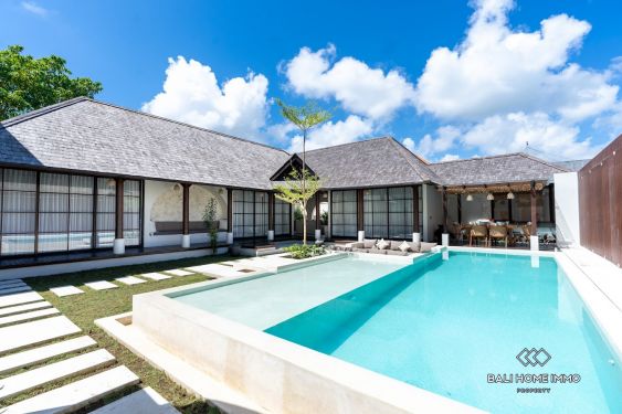 Image 1 from SPACIOUS MODERN TROPICAL 3-BEDROOM VILLA FOR MONTHLY RENTAL NEAR JIMBARAN BEACH