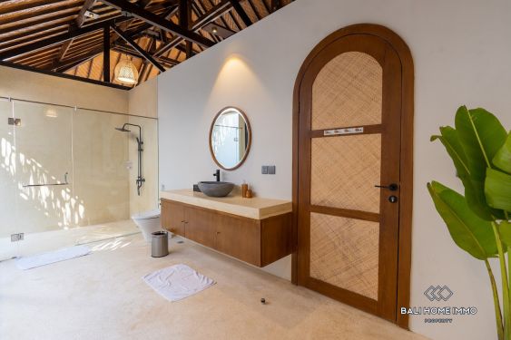 Image 15 from VILLA TROPIS LUAS DENGAN 3 KAMAR TIDUR UNTUK DISEWA BULANAN DI DEKAT PANTAI JIMBARAN