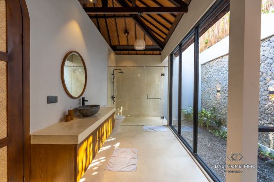 Image 14 from VILLA TROPIS LUAS DENGAN 3 KAMAR TIDUR UNTUK DISEWA BULANAN DI DEKAT PANTAI JIMBARAN