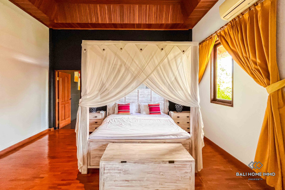 Image 10 from VILLA LUAS DENGAN PEMANDANGAN LAUT, 4 KAMAR TIDUR UNTUK DISEWA BULANAN & TAHUNAN DI BALI - UNGASAN