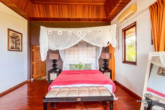 Image 13 from VILLA LUAS DENGAN PEMANDANGAN LAUT, 4 KAMAR TIDUR UNTUK DISEWA BULANAN & TAHUNAN DI BALI - UNGASAN