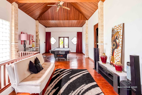 Image 6 from VILLA LUAS DENGAN PEMANDANGAN LAUT, 4 KAMAR TIDUR UNTUK DISEWA BULANAN & TAHUNAN DI BALI - UNGASAN