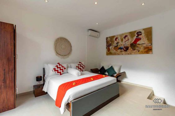 Image 14 from Vila 4 Kamar Tidur yang Indah untuk Dijual di Petitenget Bali