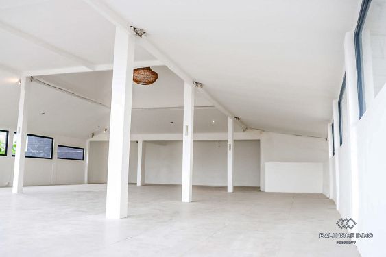 Image 3 from Strategic 137 sqm Commercial Space in the Heart of Canggu -Batu Bolong