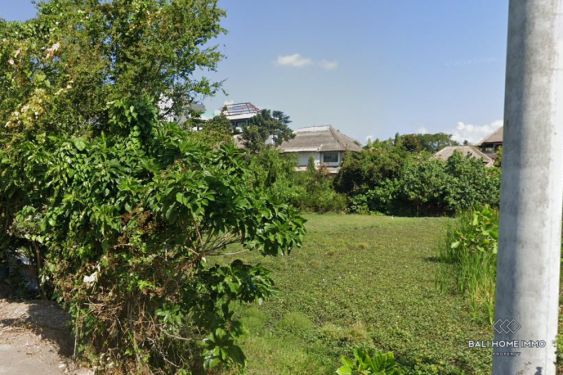 Image 2 from 30 Are Street Front Land for Sale Walking Distance to Seminyak Beach