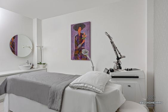 Image 5 from Street Front Commercial Space for Sale Freehold in Bali Kerobokan