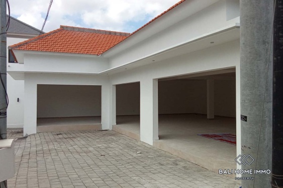 Streetfront Commercial Space for Rent in Nyanyi
