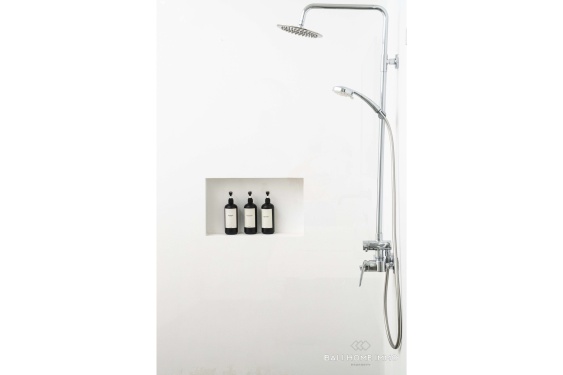 Image 8 from MAGNIFIQUE VILLA DE 2 CHAMBRES AVEC FORT POTENTIEL LOCATIF À VENDRE EN BAIL À BINGIN