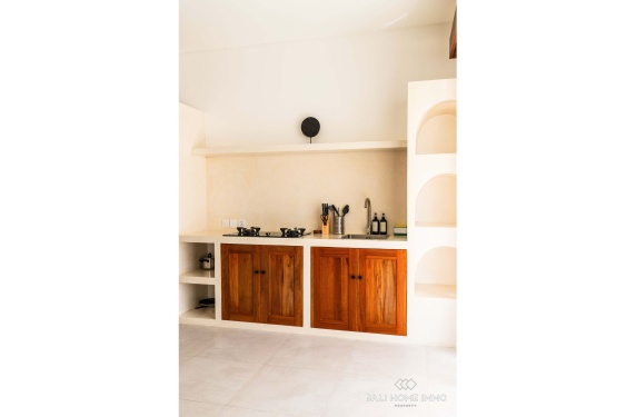 Image 2 from MAGNIFIQUE VILLA DE 2 CHAMBRES AVEC FORT POTENTIEL LOCATIF À VENDRE EN BAIL À BINGIN