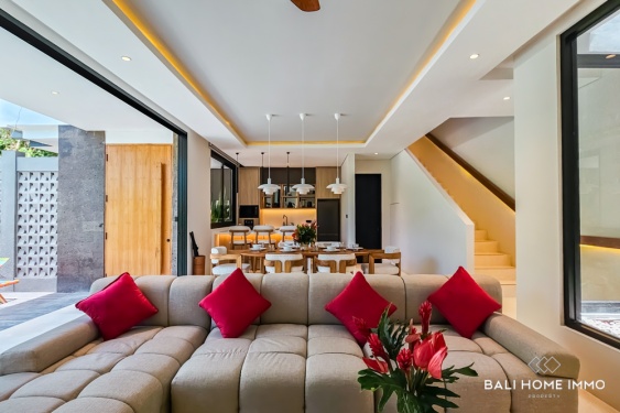 Image 6 from Vila Modern 2 Kamar Tidur yang Menakjubkan untuk Dijual dengan Hak Sewa di Ungasan