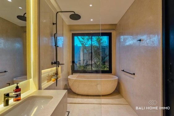 Image 20 from Vila Modern 2 Kamar Tidur yang Menakjubkan untuk Dijual dengan Hak Sewa di Ungasan