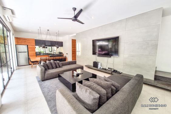 Image 4 from Vila 2 Kamar yang Menakjubkan untuk Disewakan di Lokasi Utama Umalas