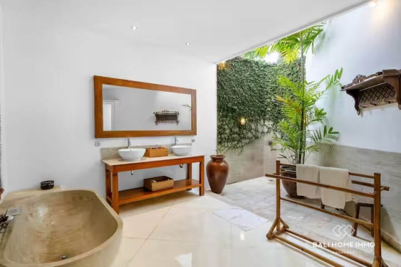 Image 7 from Villa 2 Kamar yang Menakjubkan Dijual di Jantung Kota Umalas
